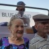 Orosei, la prima gita in barca a 90 e 83 anni: la foto diventa virale
