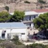 Lampedusa, i primi 180 migranti lasciano il centro di contrada Imbriacola